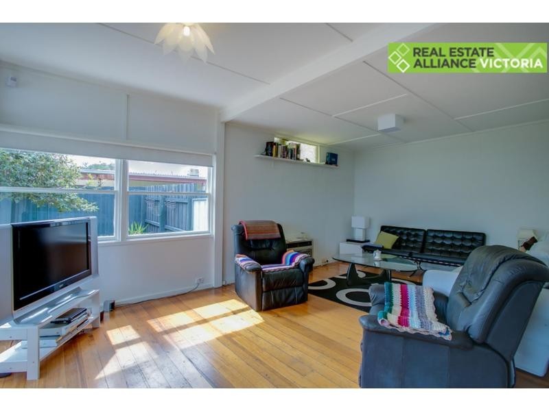 76 Broadway, Rosebud West VIC 3940