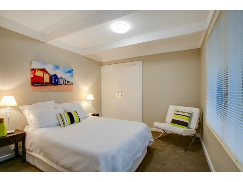 197 Sixth Avenue, Rosebud VIC 3939