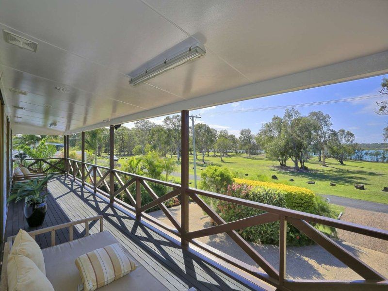 61 McIntosh Avenue, Elliott Heads QLD 4670
