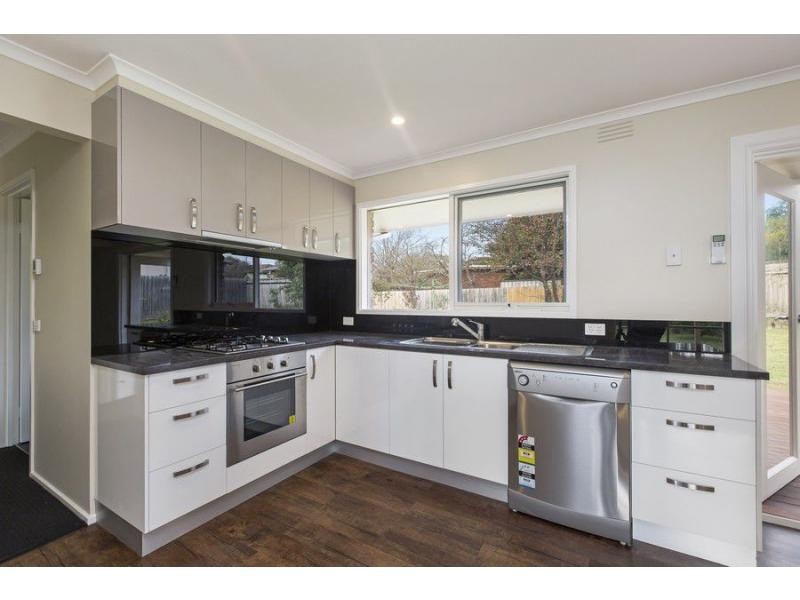 8 Redmond Court, Rosebud VIC 3939