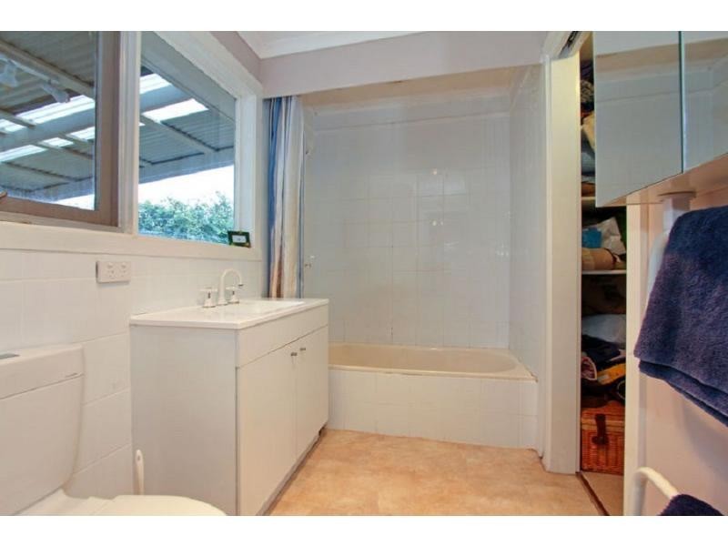 18 Highfield Road, Mccrae VIC 3938