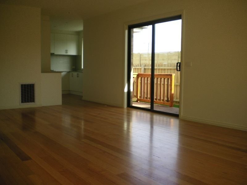 Unit 1/4 Leon Avenue, Rosebud VIC 3939