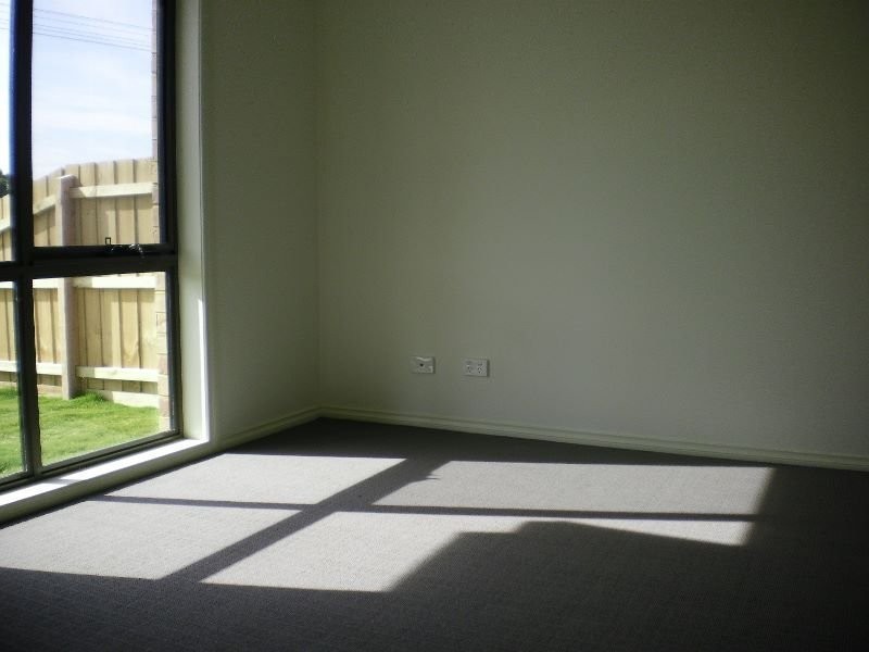 Unit 1/4 Leon Avenue, Rosebud VIC 3939
