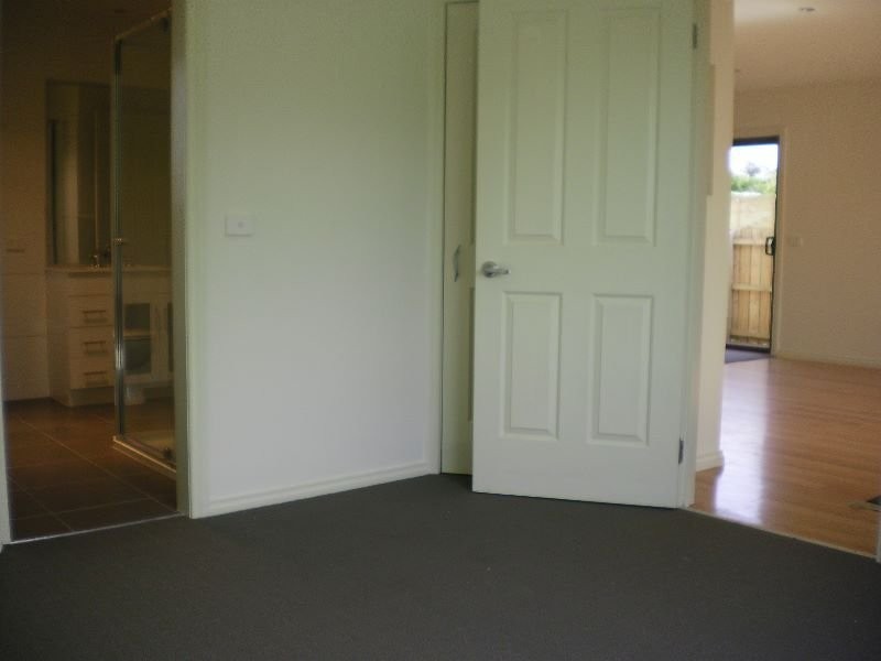 Unit 1/4 Leon Avenue, Rosebud VIC 3939