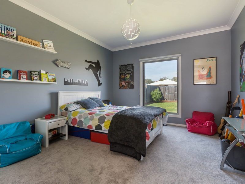 65 Bayview Avenue, Rosebud VIC 3939