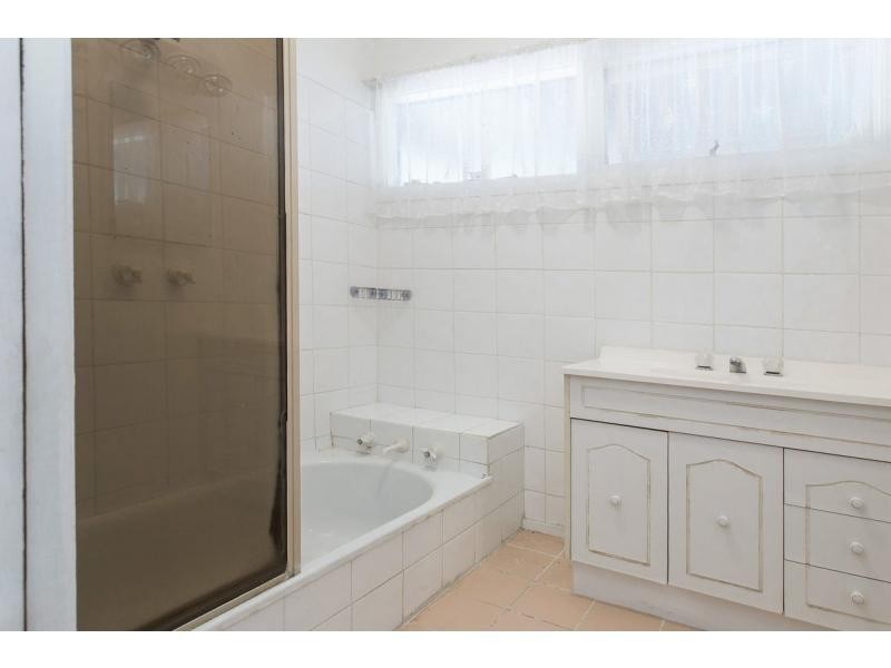 5 Potton Avenue, Rosebud VIC 3939