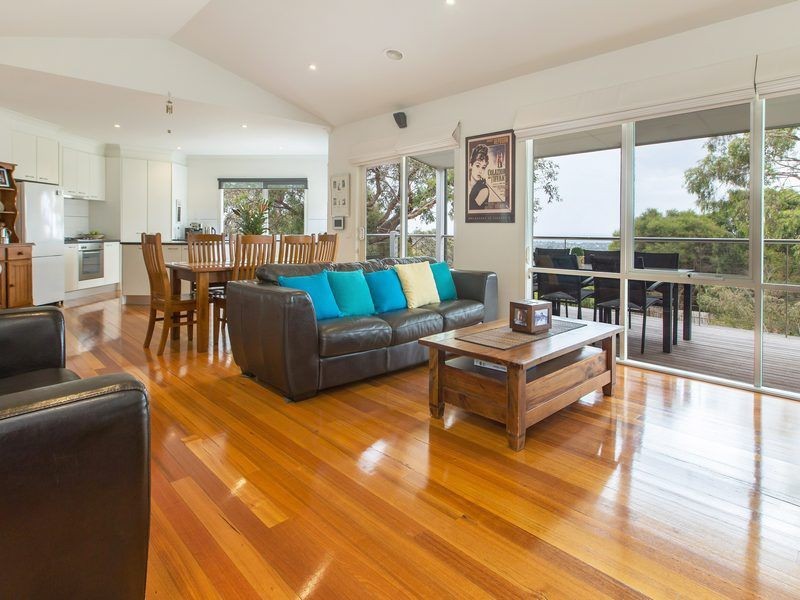 24 Murawa Drive, Rosebud VIC 3939