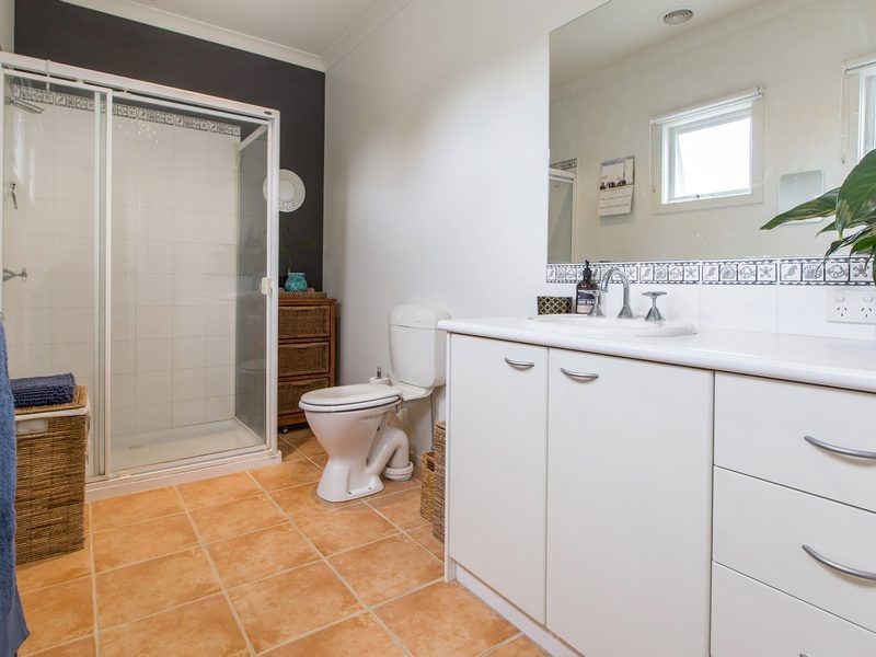 24 Murawa Drive, Rosebud VIC 3939