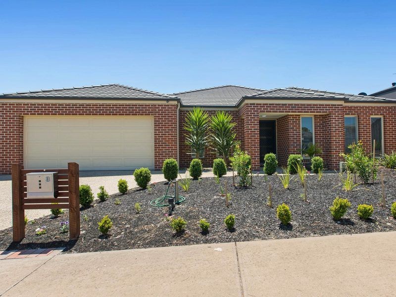 3 Crestwood Drive, Rosebud VIC 3939