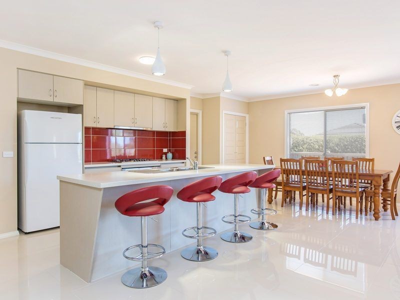 3 Crestwood Drive, Rosebud VIC 3939