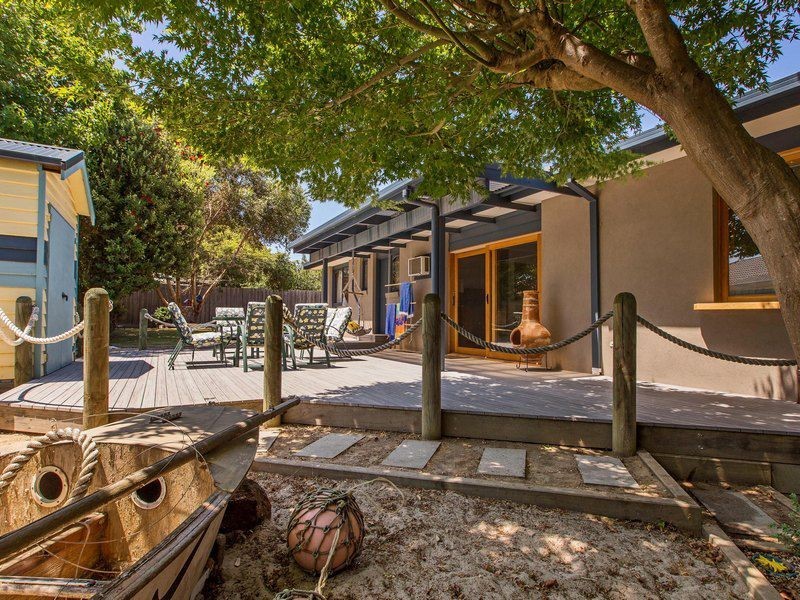 54 Warranilla Avenue, Rosebud VIC 3939