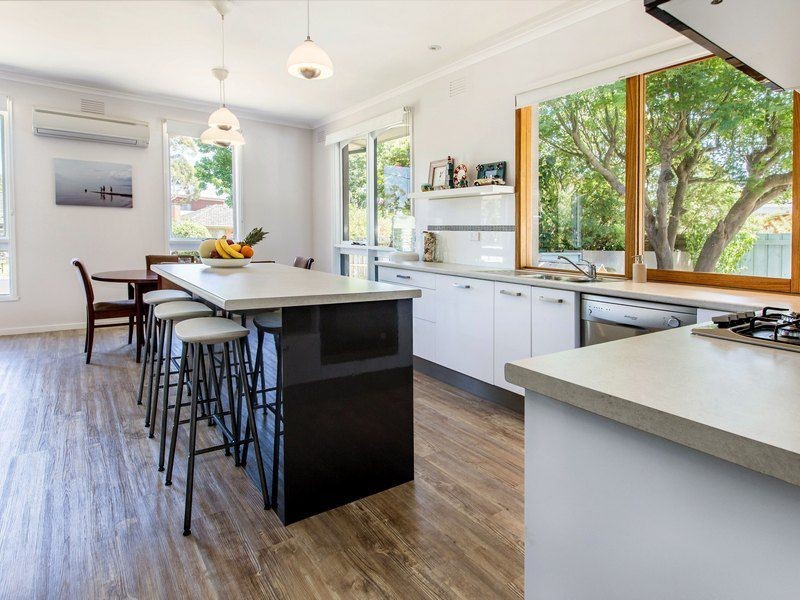 54 Warranilla Avenue, Rosebud VIC 3939