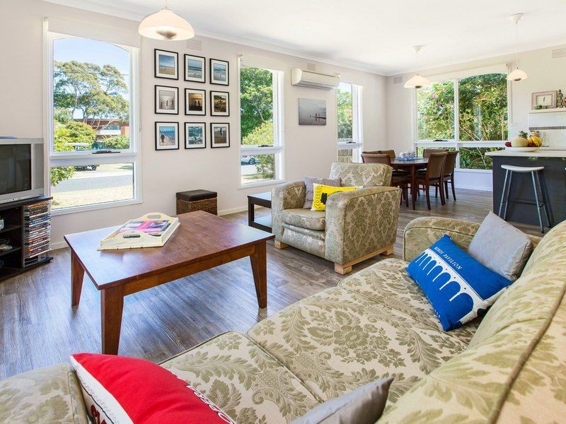 54 Warranilla Avenue, Rosebud VIC 3939