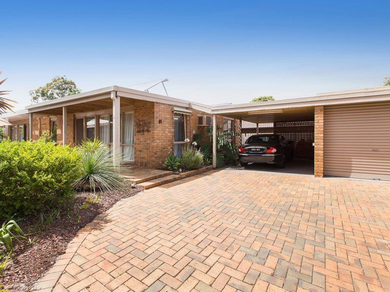 81 Leon Avenue, Rosebud VIC 3939