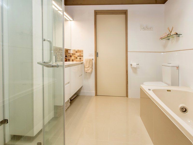 81 Leon Avenue, Rosebud VIC 3939