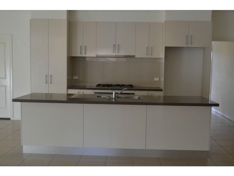 373 Eastbourne Road, Rosebud West VIC 3940