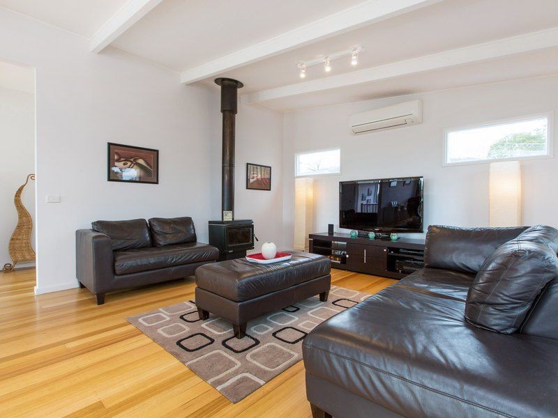 8 Banks Street, Mccrae VIC 3938