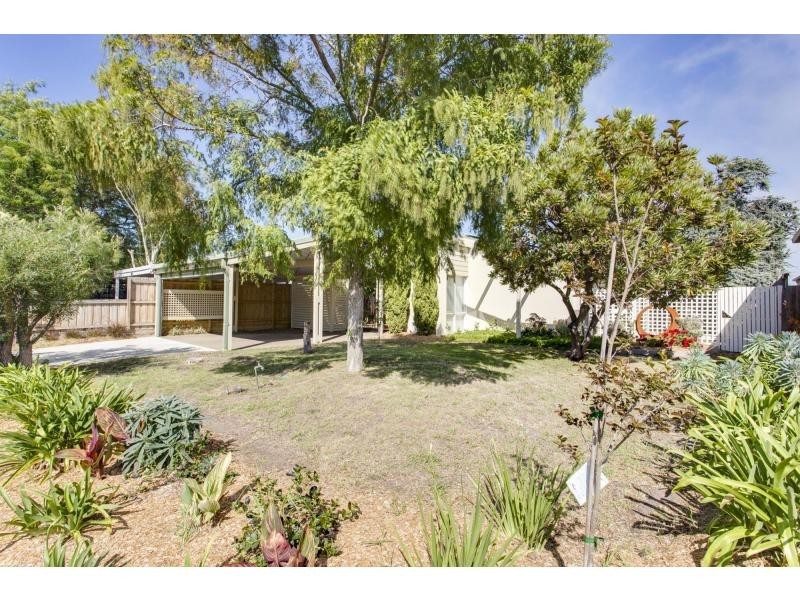 26 Banksia Place, Rosebud VIC 3939