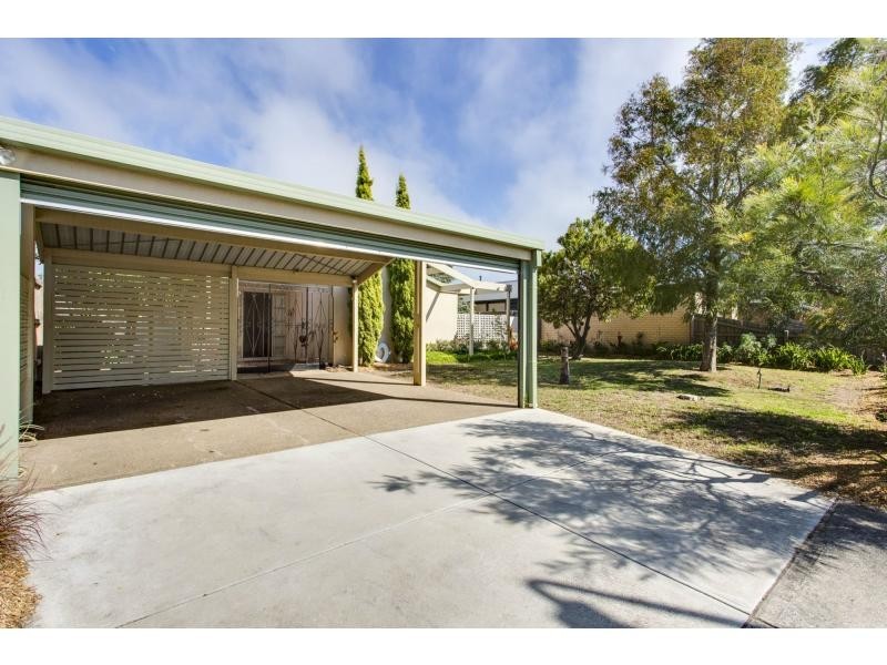 26 Banksia Place, Rosebud VIC 3939
