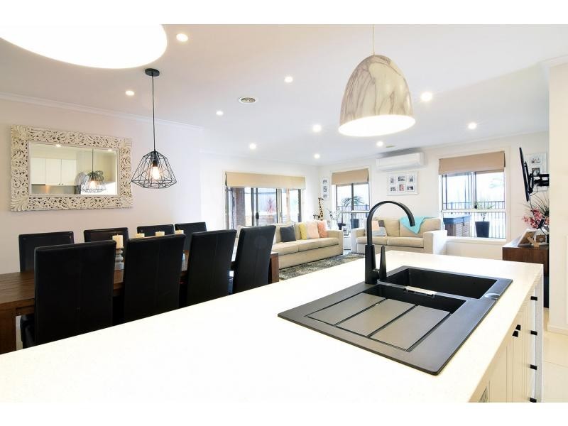 49 Peninsula Sands Boulevard, Rosebud VIC 3939