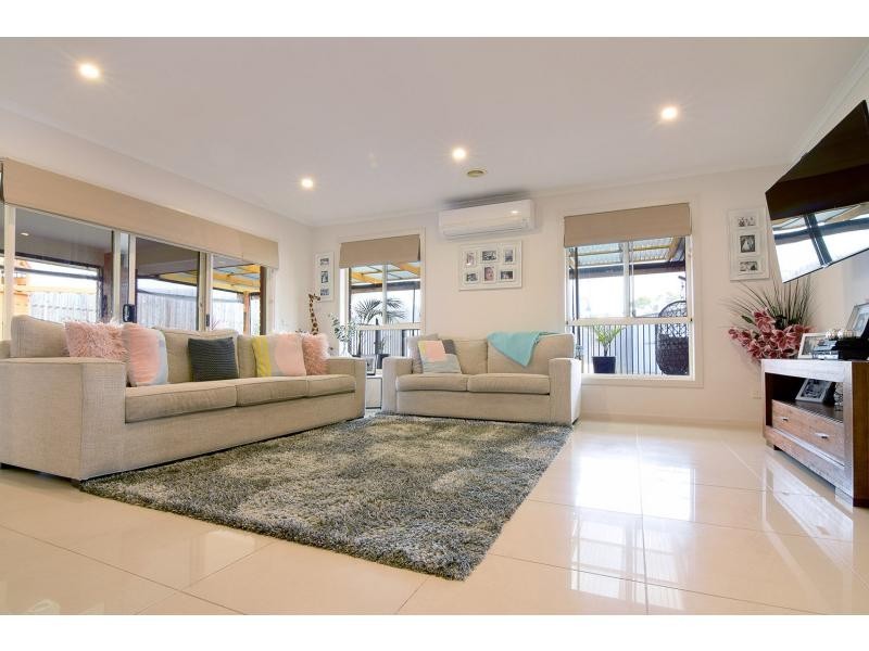 49 Peninsula Sands Boulevard, Rosebud VIC 3939