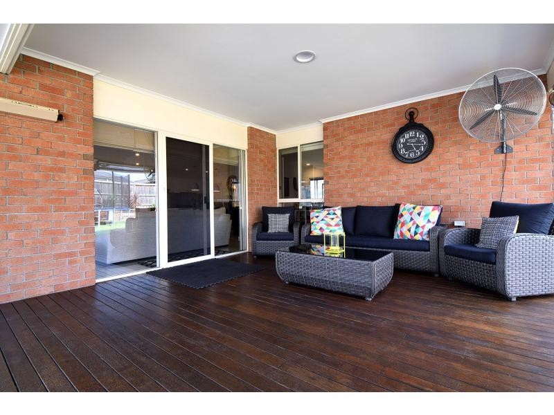 49 Peninsula Sands Boulevard, Rosebud VIC 3939