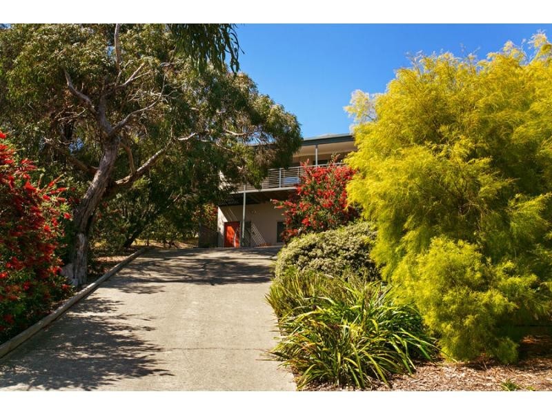 4 Hove Road, Rosebud VIC 3939