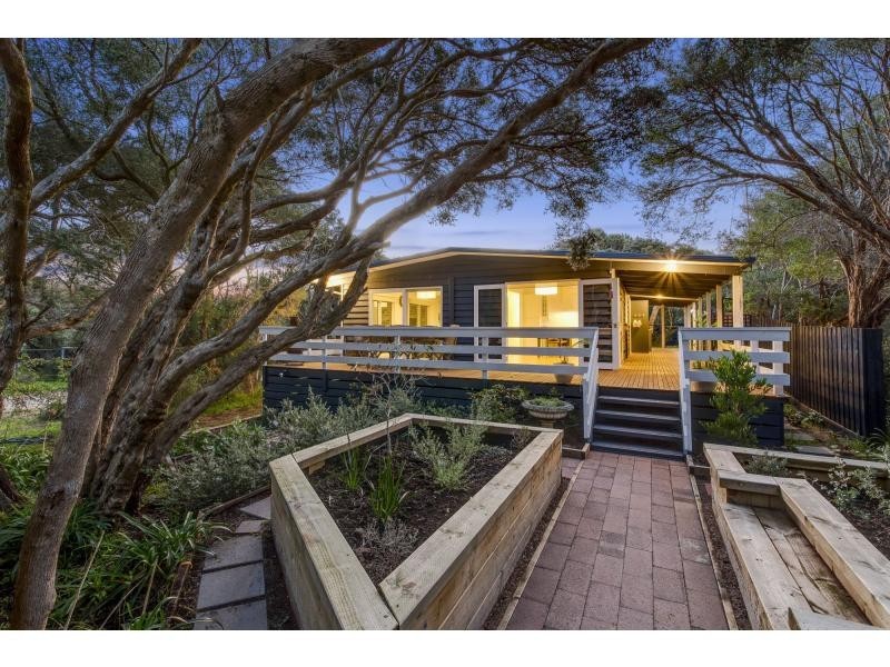 9 Dana Avenue, Blairgowrie VIC 3942