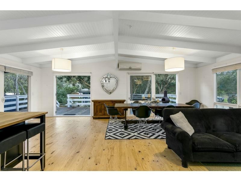 9 Dana Avenue, Blairgowrie VIC 3942