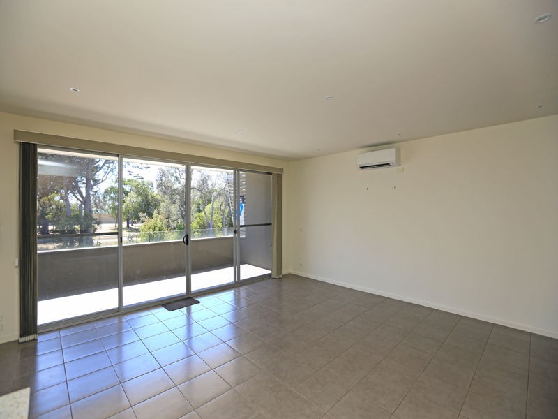 1/1635 Point Nepean Road, Rosebud West VIC 3940