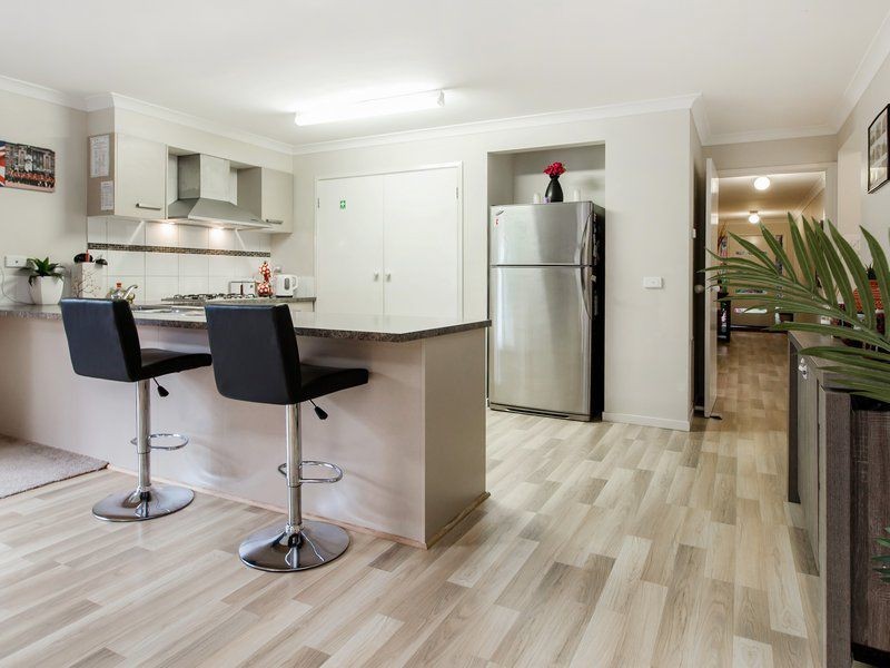 42 Parkedge Circuit, Rosebud VIC 3939
