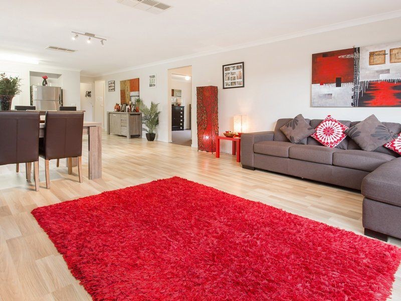 42 Parkedge Circuit, Rosebud VIC 3939
