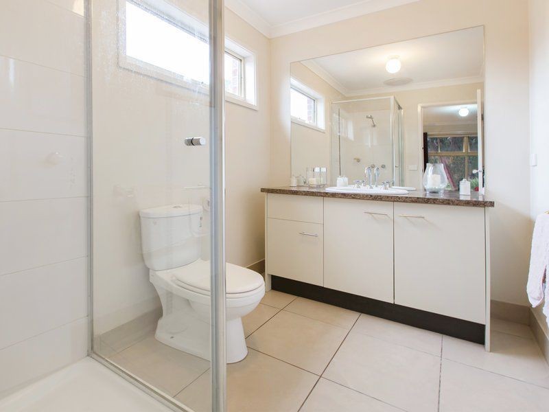 42 Parkedge Circuit, Rosebud VIC 3939