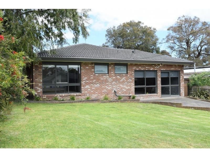 9 Sunningdale Road, Rosebud VIC 3939