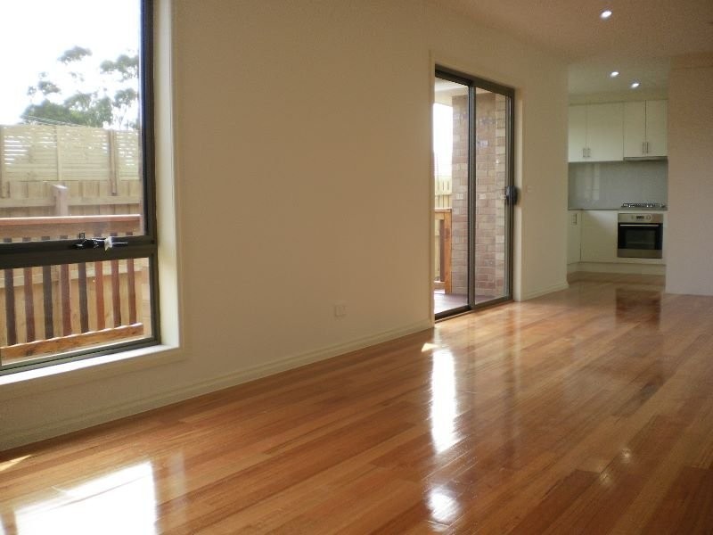 Unit 2/4 Leon Avenue, Rosebud VIC 3939