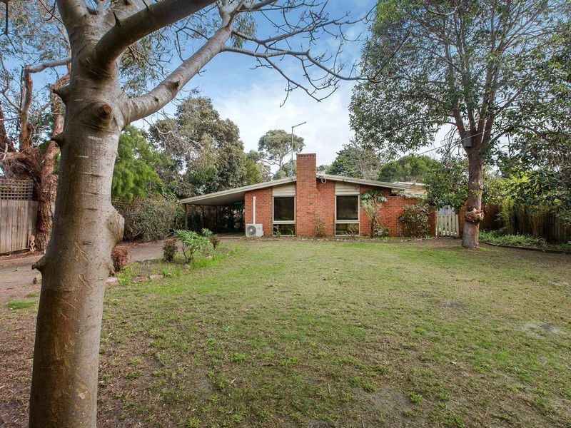 38 Flinders Avenue, Rosebud VIC 3939