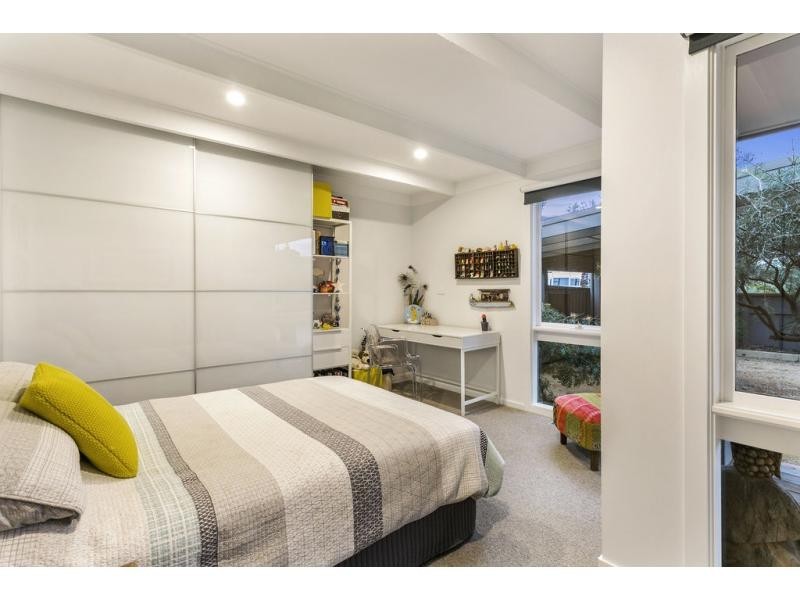 9 Bilbul Avenue, Rosebud VIC 3939