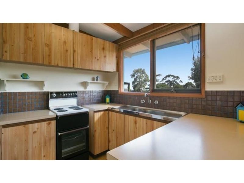 12 Leichardt Street, Mccrae VIC 3938