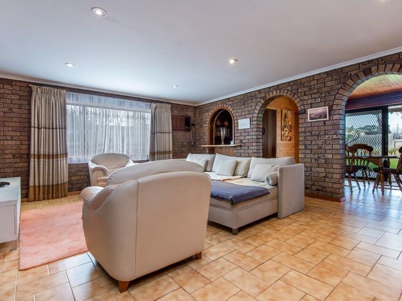 5 Grenville Grove, Rosebud West VIC 3940