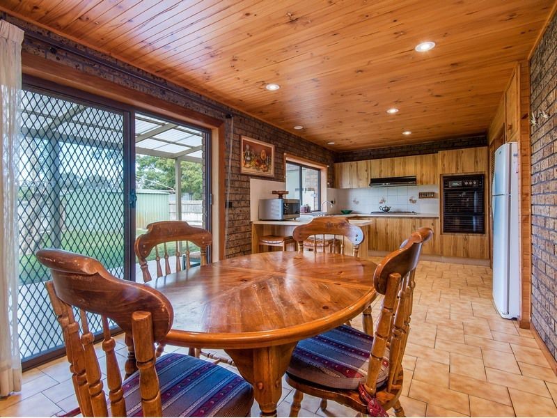 5 Grenville Grove, Rosebud West VIC 3940