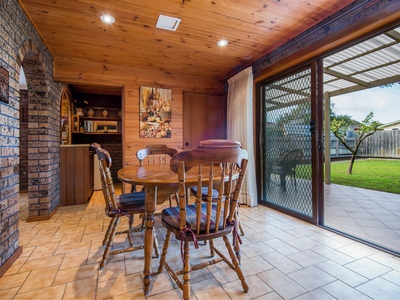 5 Grenville Grove, Rosebud West VIC 3940