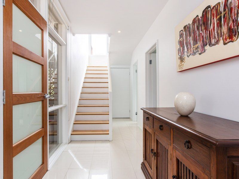 8 Banks Street, Mccrae VIC 3938