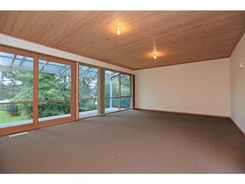 168 Elizabeth Drive, Rosebud VIC 3939