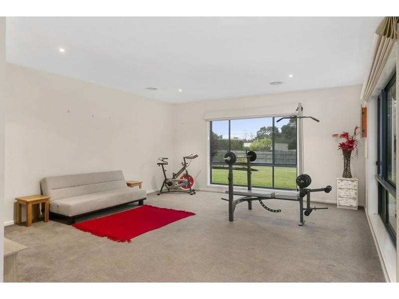 6 Egret Court, Rosebud West VIC 3940