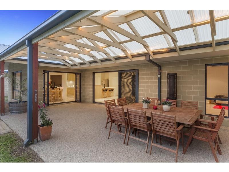 6 Egret Court, Rosebud West VIC 3940