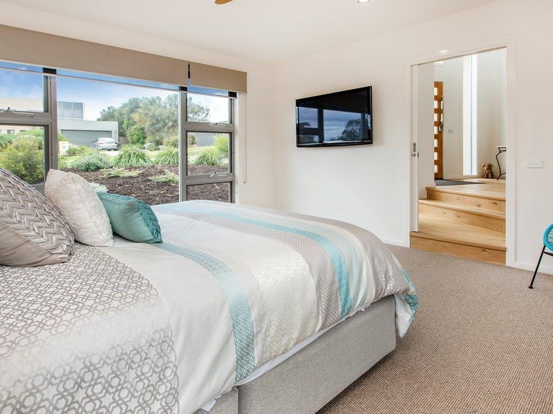 21 Lahinch Drive, Moonah Links Golf Course Resort, Fingal VIC 3939