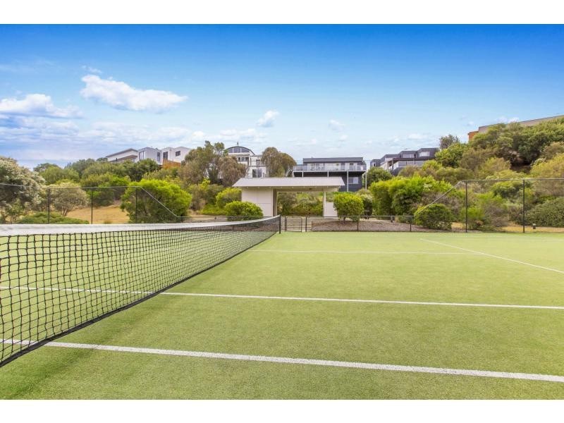 21 Lahinch Drive, Moonah Links Golf Course Resort, Fingal VIC 3939