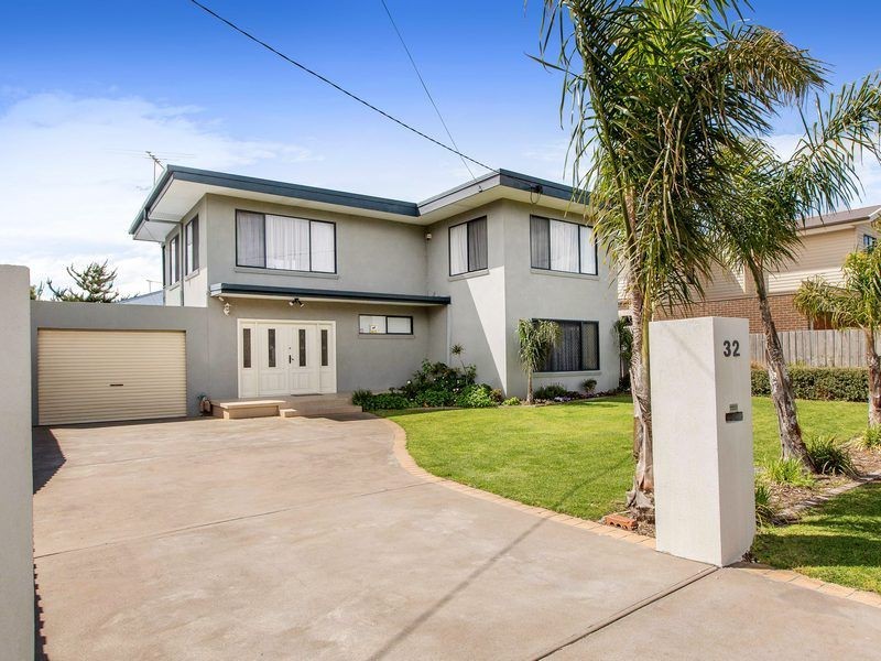 32 Hope Street, Rosebud VIC 3939