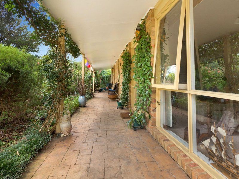 3 Yambill Avenue, Rosebud VIC 3939