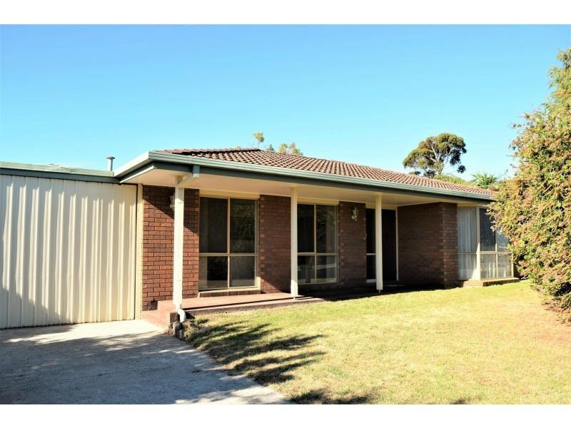 6 Poplar Drive, Rosebud VIC 3939